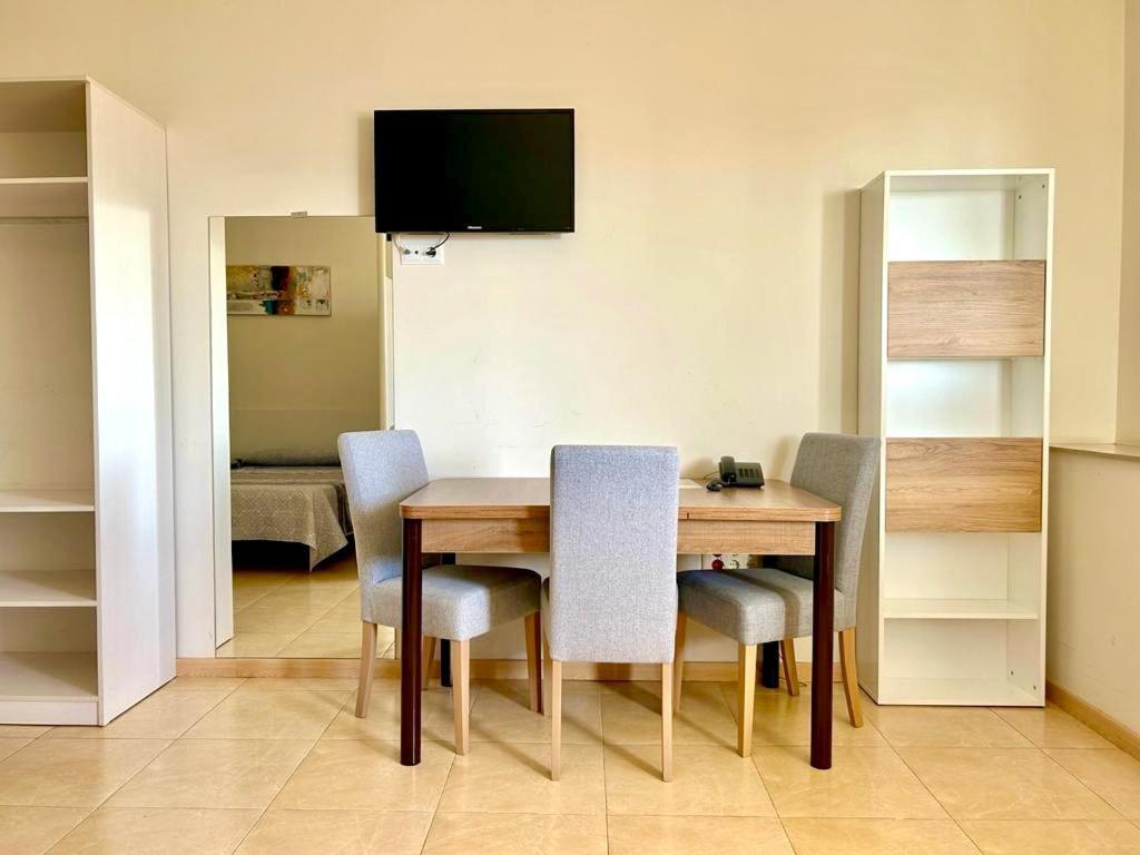 Apartamentos Turisticos Mediterraneo Cartagena Dış mekan fotoğraf
